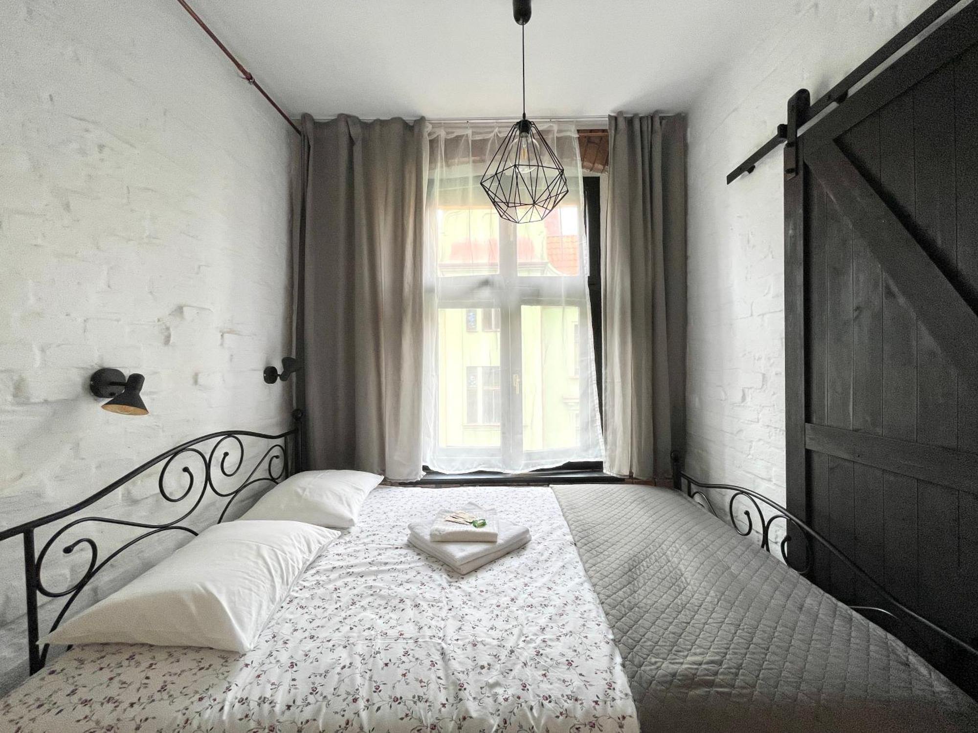 Copernicus Street Apartment - Broken Flowers And Twin Peaks Stary Toruń Exterior foto